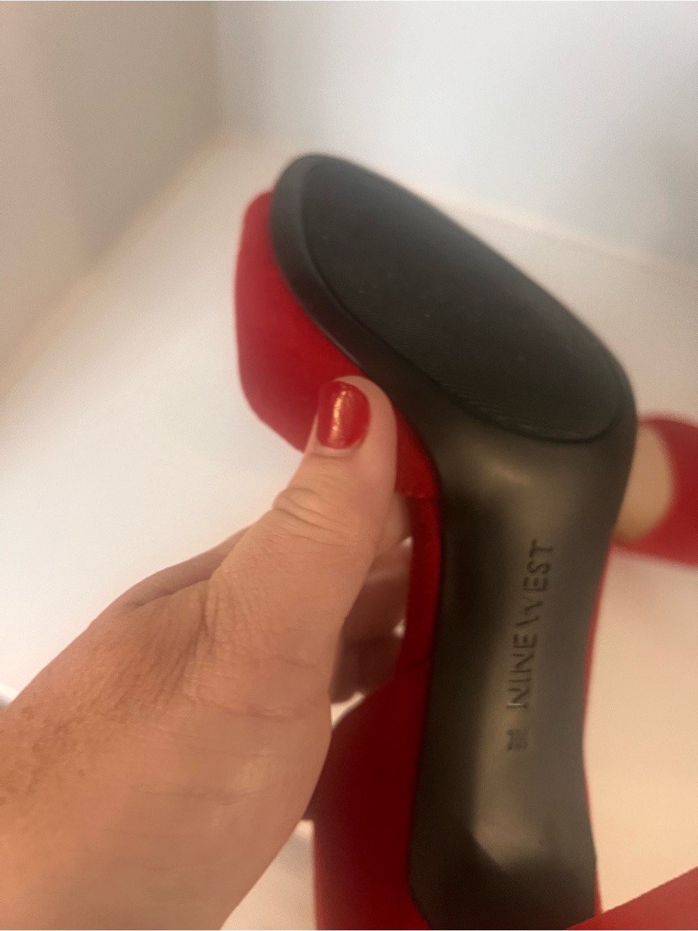 Nine West Red Suede Pumps. - Picture 6 of 7